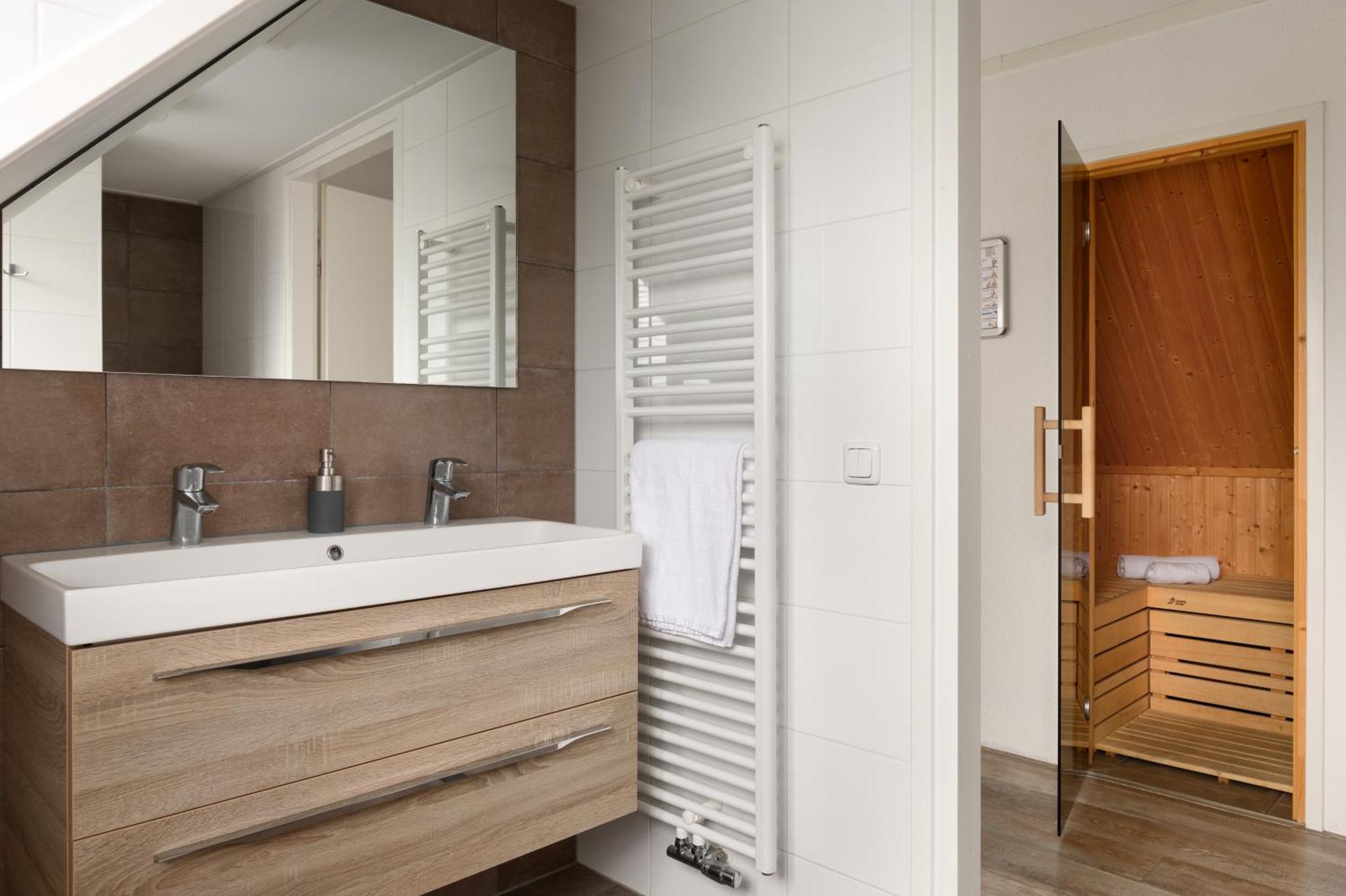 Hotel Dormio Waterpark Langelille Habitación foto